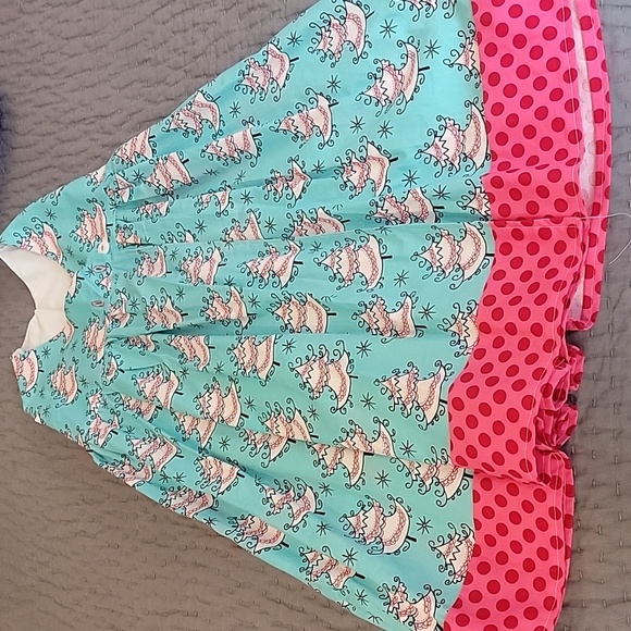 Handmade Girls Festive Christmas Dress - Picture 5 of 10